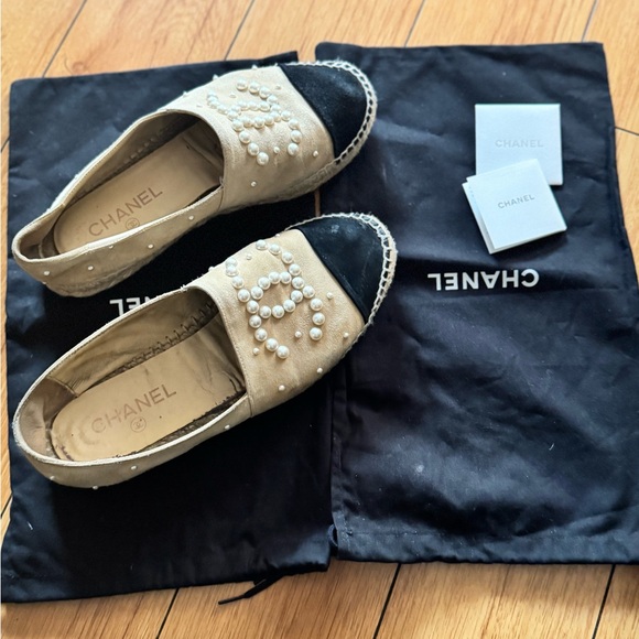 Authentic Chanel Espadrilles Size 39 - Picture 2 of 9